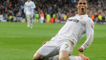  拜仁官宣签下荷兰天才中卫德利赫特  