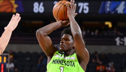  爱德华兹生涯新高48分擒森林狼  