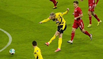  拜仁青训小将梅开二度惊艳国家德比  