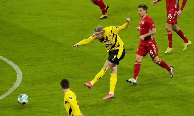  拜仁青训小将梅开二度惊艳国家德比  