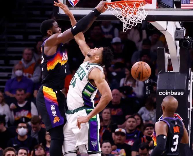  艾顿20+20，太阳险胜残阵湖人  